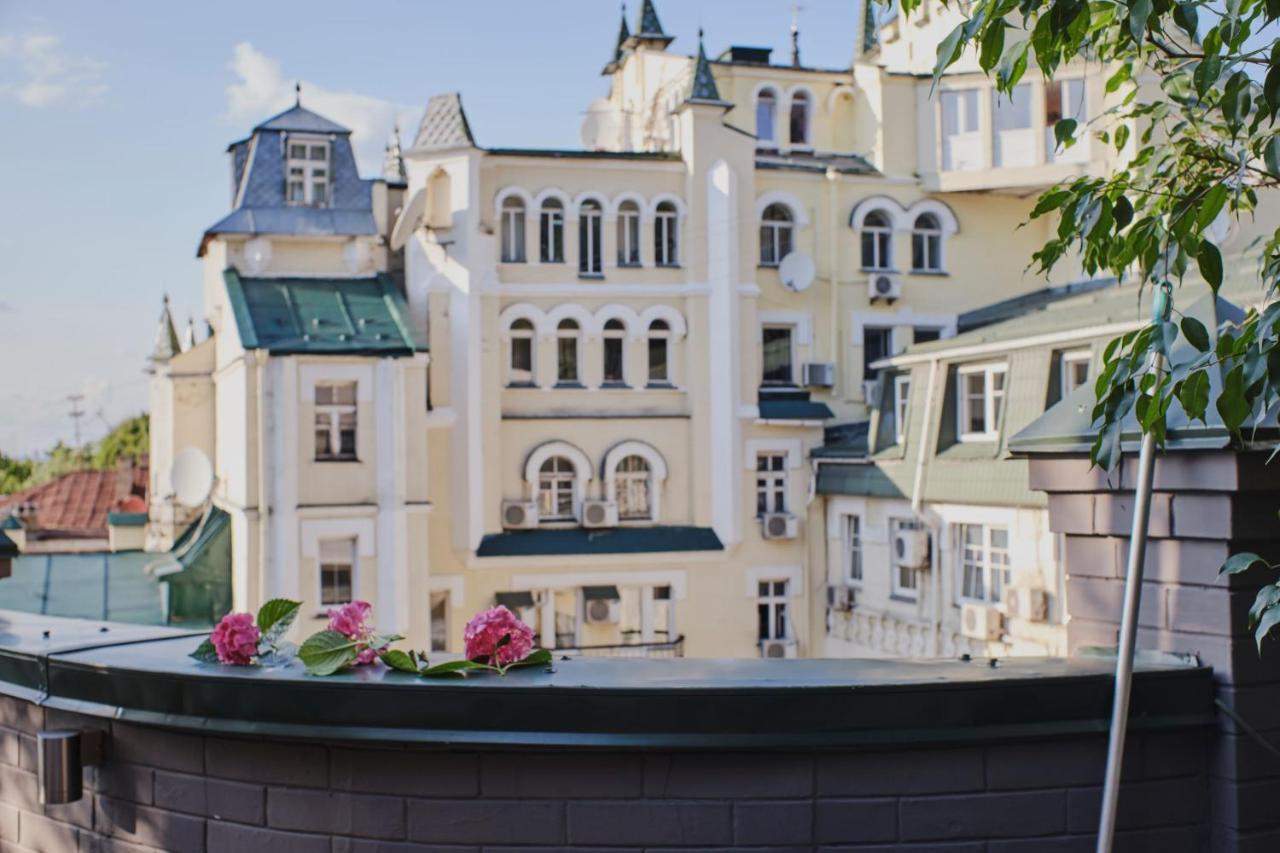 Vozdvyzhensky Boutique Hotel Kiev Bagian luar foto