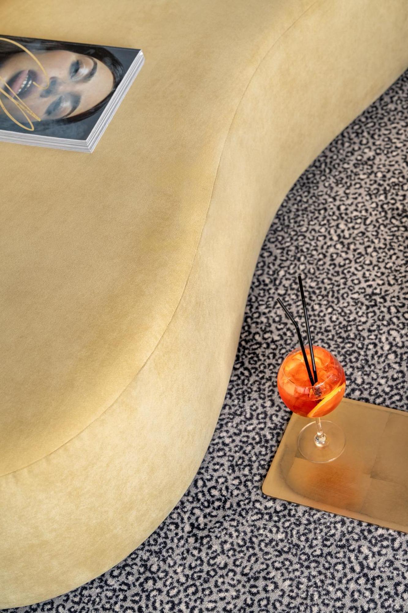 Vozdvyzhensky Boutique Hotel Kiev Bagian luar foto